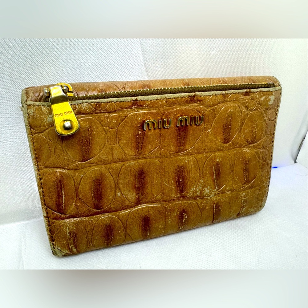 Miu Miu Wallet Zip Pocket Turn Lock RARE Vintage Miu Miu Crocodile Embossed - Picture 7 of 15